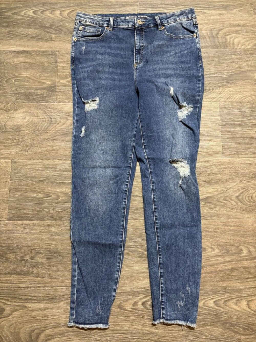 INC International Concepts High Rise Skinny Distressed Jeans 14 Denim Raw Hem